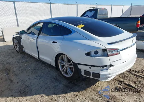 2013 Tesla Model S Performance из США, поврежденный, VIN 5YJSA1CP9DFP20778